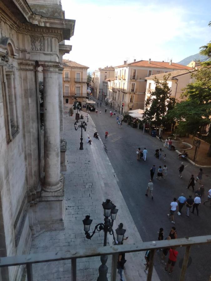Don Aniello Alloggio Turistico スルモナ エクステリア 写真