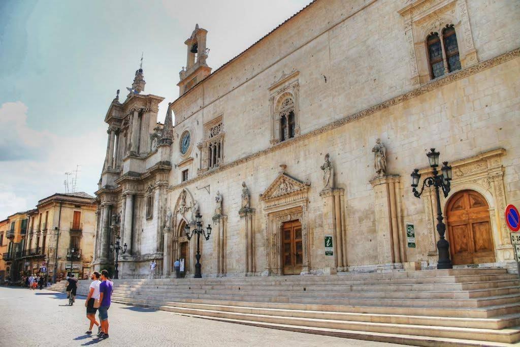 Don Aniello Alloggio Turistico スルモナ エクステリア 写真